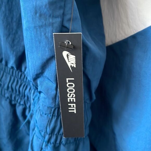 NWT Nike Icon Clash Track Jacket Women’s Medium Windbreaker Long Pink White Blue - Picture 9 of 12